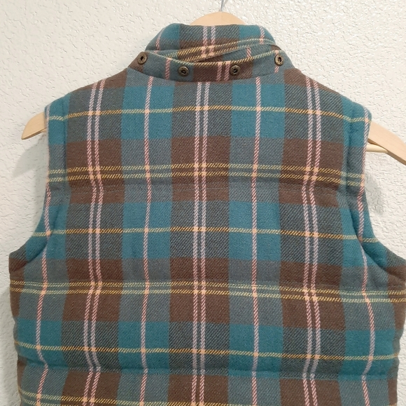 Boden Pembroke Plaid Wool Blend Quilted Vest - Picture 9 of 14